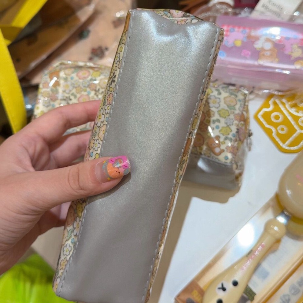 Hermoso estuche floral de Rila - Good Floral & Wedding Decor Supply reseña y precio